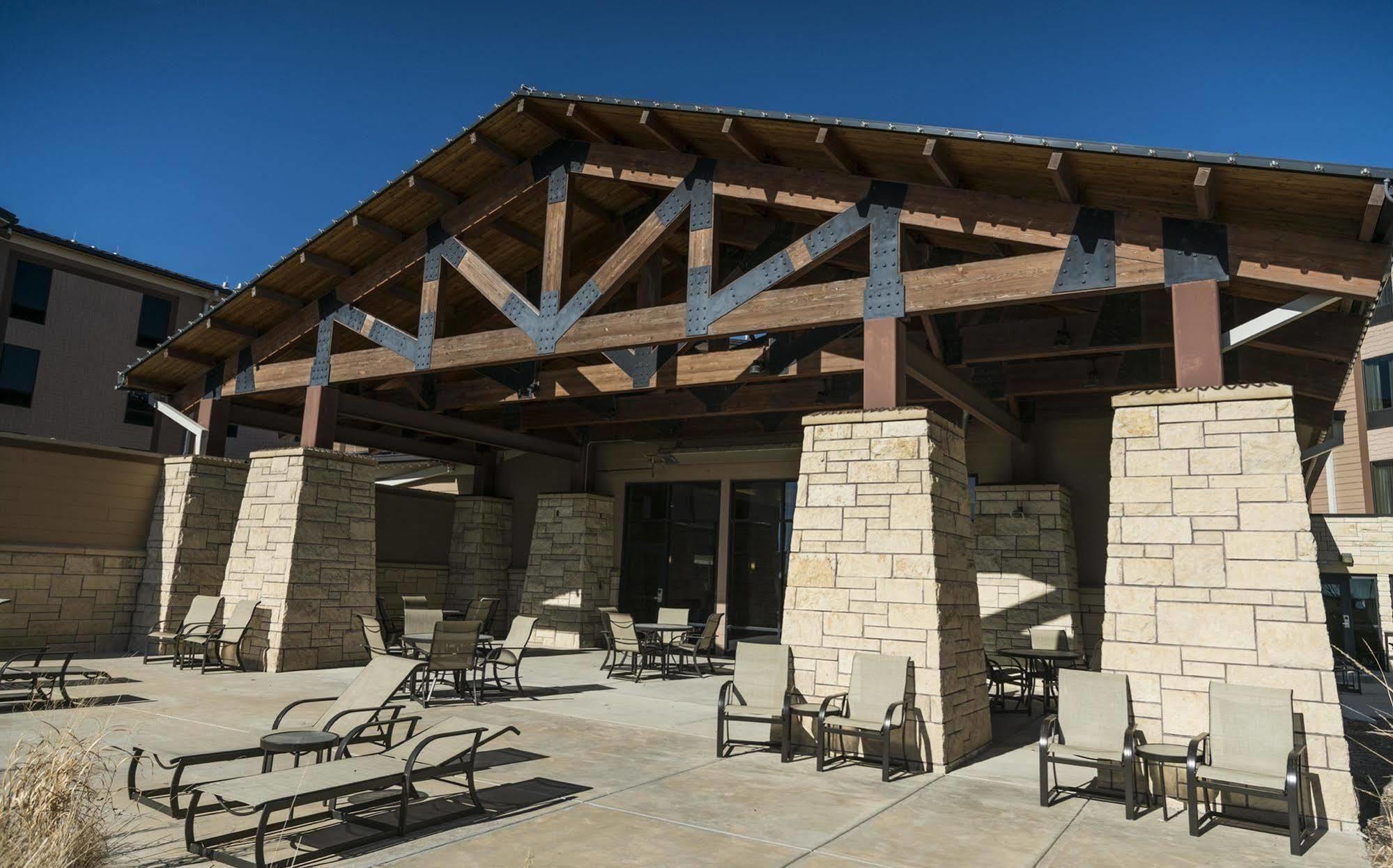 Hampton Inn & Suites I-35/Mulvane Exterior photo